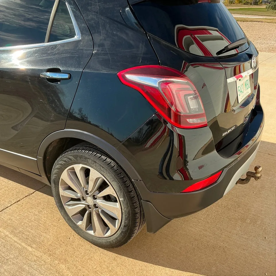 Buick Encore 2018 photo 2