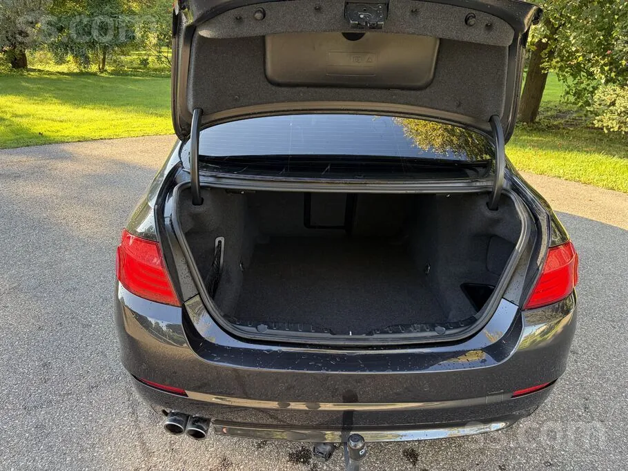 BMW 520 2012 photo 3