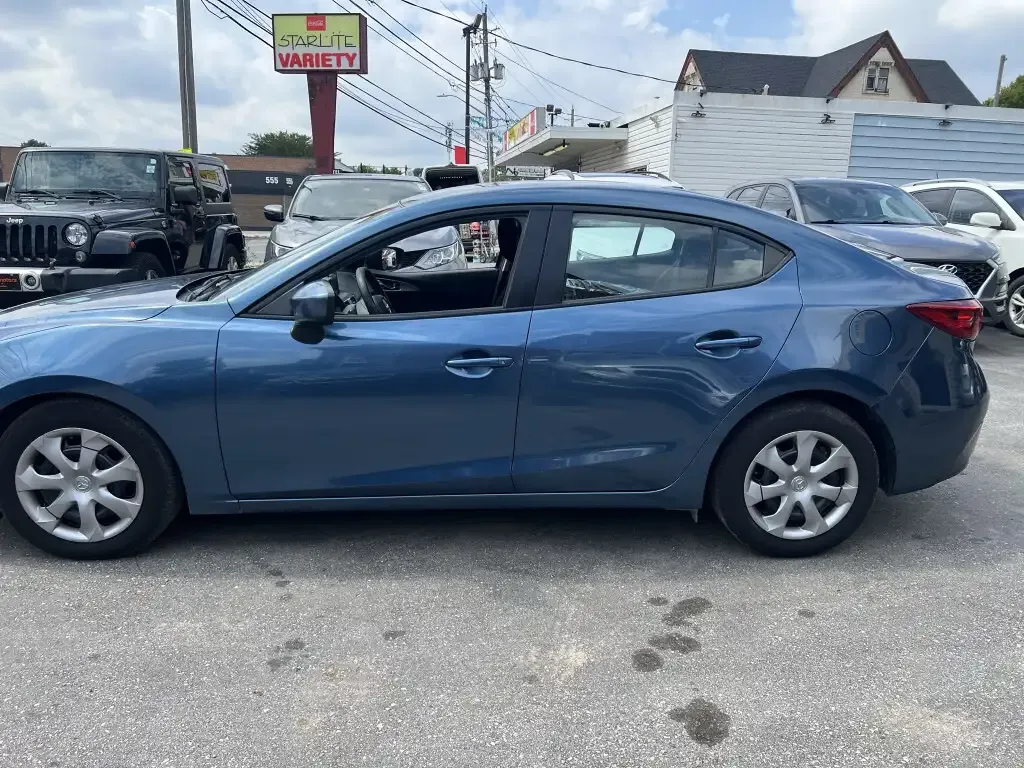 Mazda 3 2018 photo 4