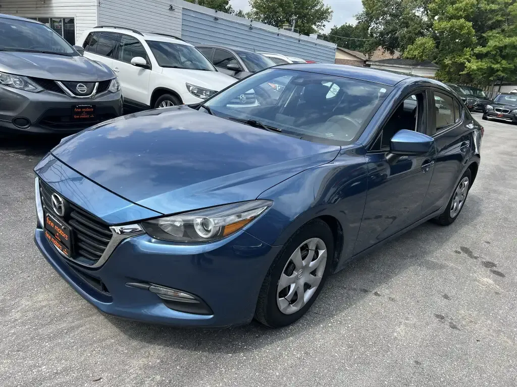 Mazda 3 2018 photo 3