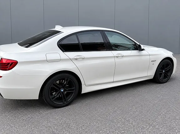 BMW 520D 2015 photo 4