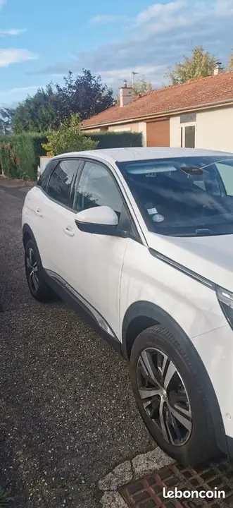 Peugeot 3008 2017 photo 3
