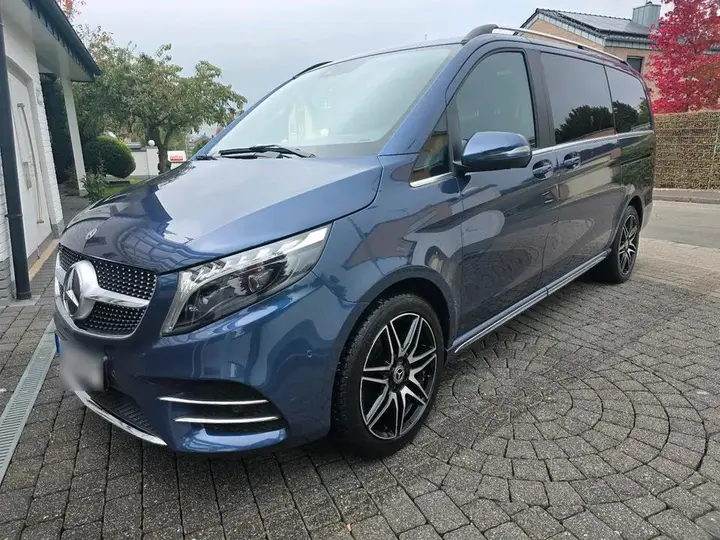 Mercedes-Benz V-Class