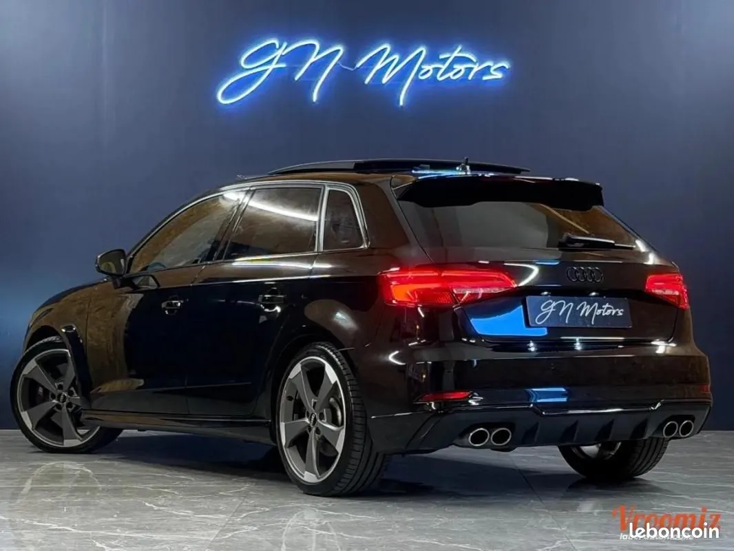Audi S3 2019 photo 2