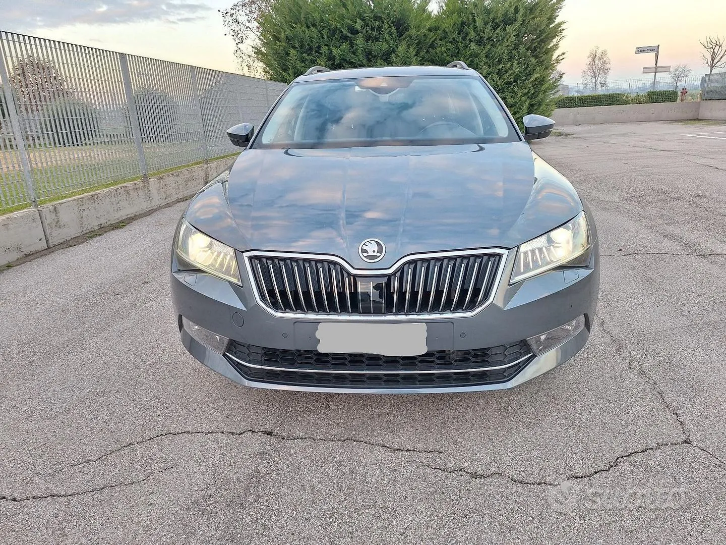 Skoda Superb 2017 photo 4