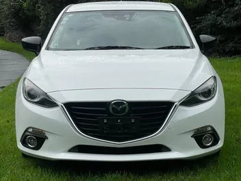Mazda Axela 2015 photo 4