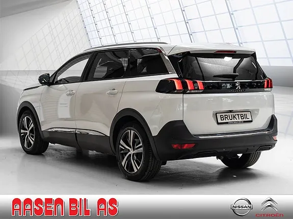 Peugeot 5008 2018 photo 5