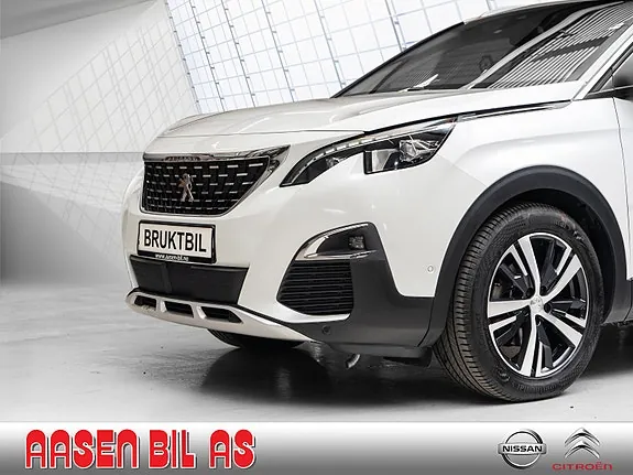 Peugeot 5008 2018 photo 2