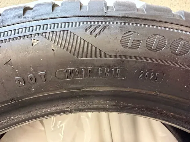 Goodyear Vector 4Seasons