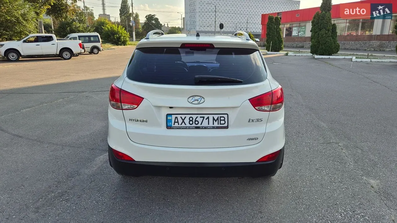 Hyundai Ix35 2011 photo 4