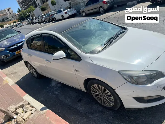 Opel Astra 2012 photo 5
