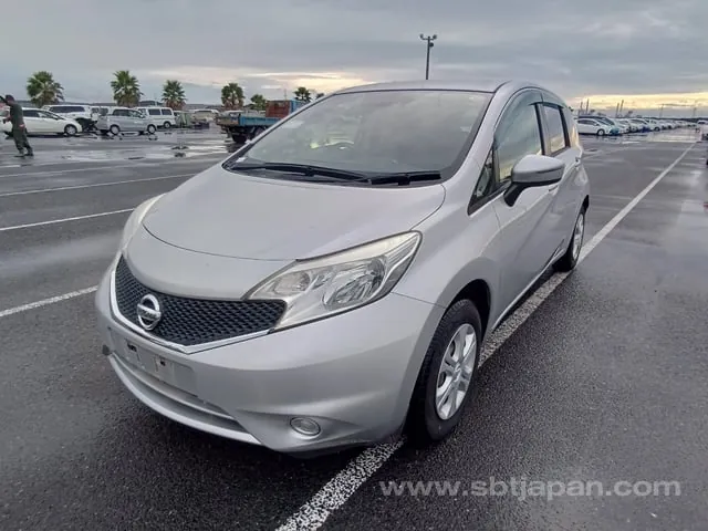 Nissan Note X 2016 photo 2