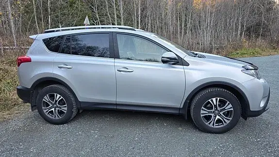 Toyota Rav4 2013 photo 2