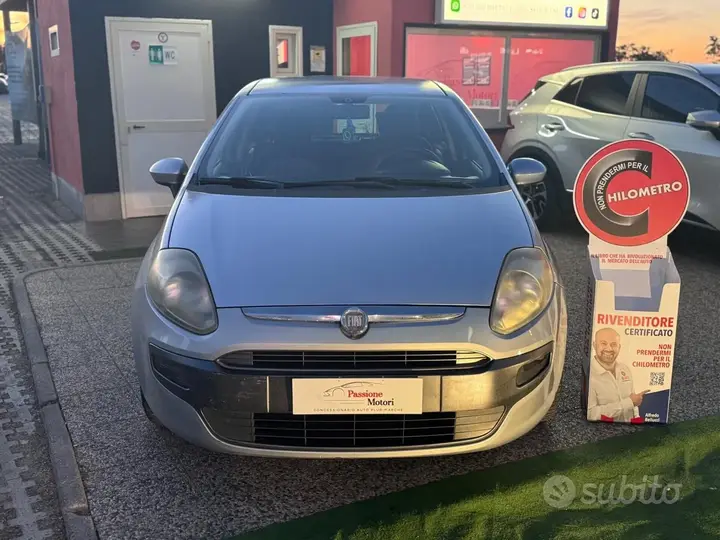Fiat Punto Evo 2010 photo 2