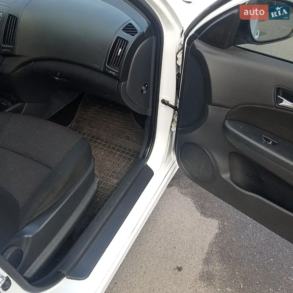 Hyundai I30 2011 photo 5