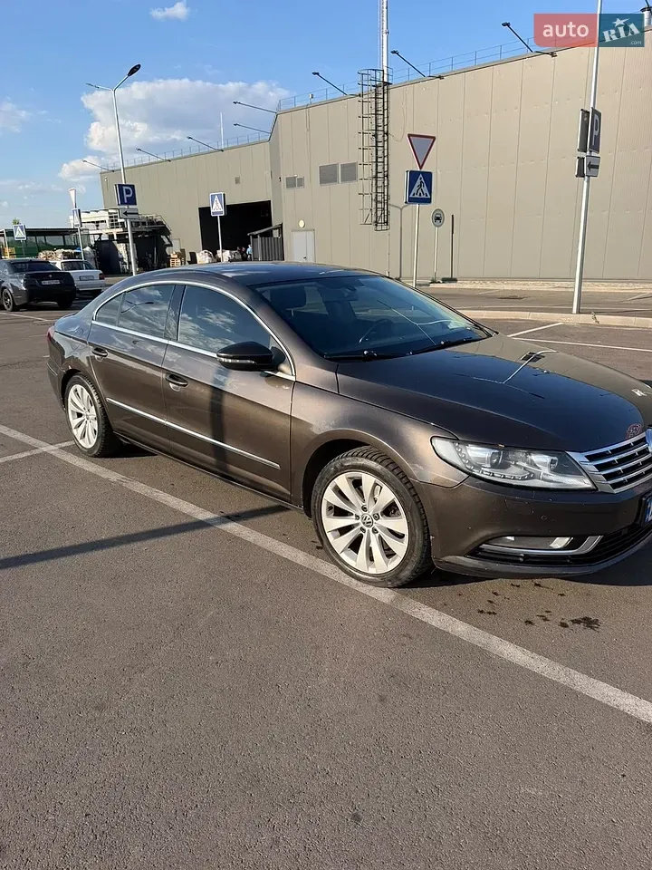 Volkswagen Cc / Passat Cc 2013 photo 2