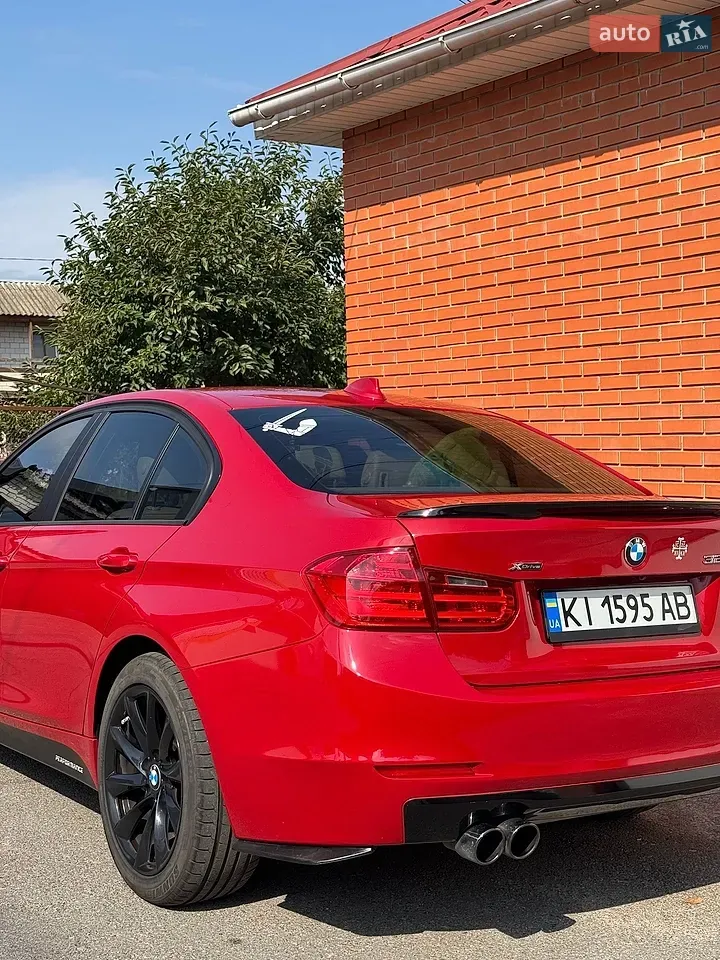 BMW 3 Series 2012 photo 3