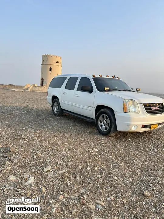 GMC Yukon 2010 photo 3