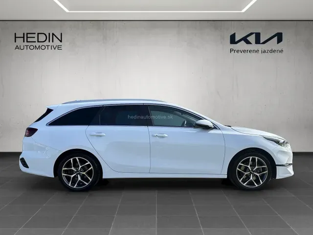 Kia Ceed Sw 2024 photo 3