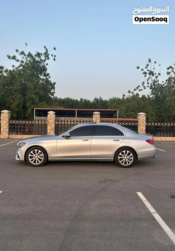 Mercedes-Benz E-Class 2017 photo 4