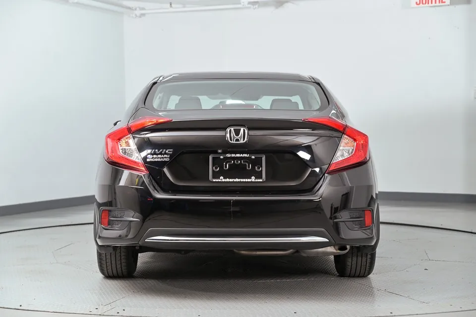 Honda Civic 2021 photo 2