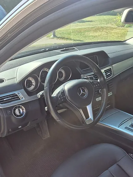 Mercedes-Benz E220 2014 photo 3
