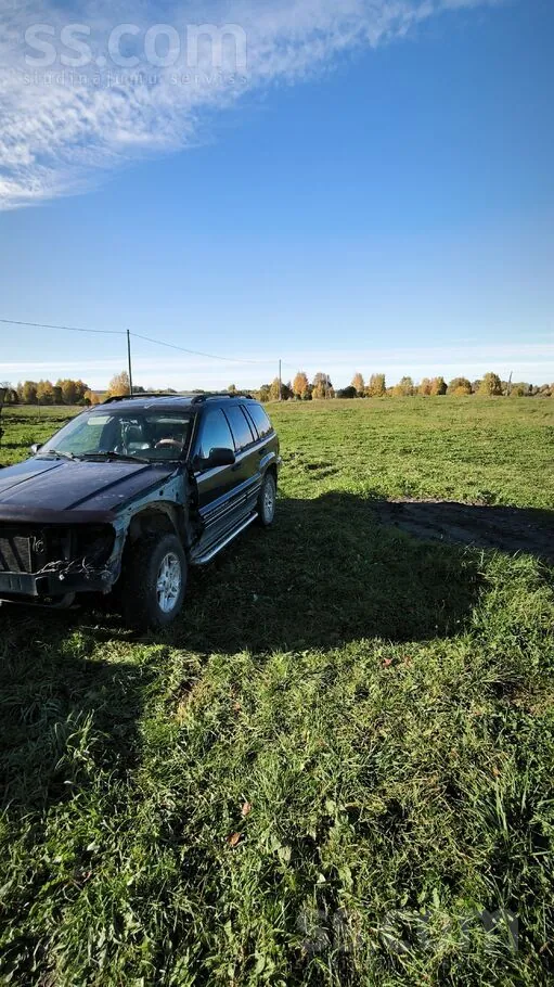 Jeep Grand Cherokee 2003 photo 2