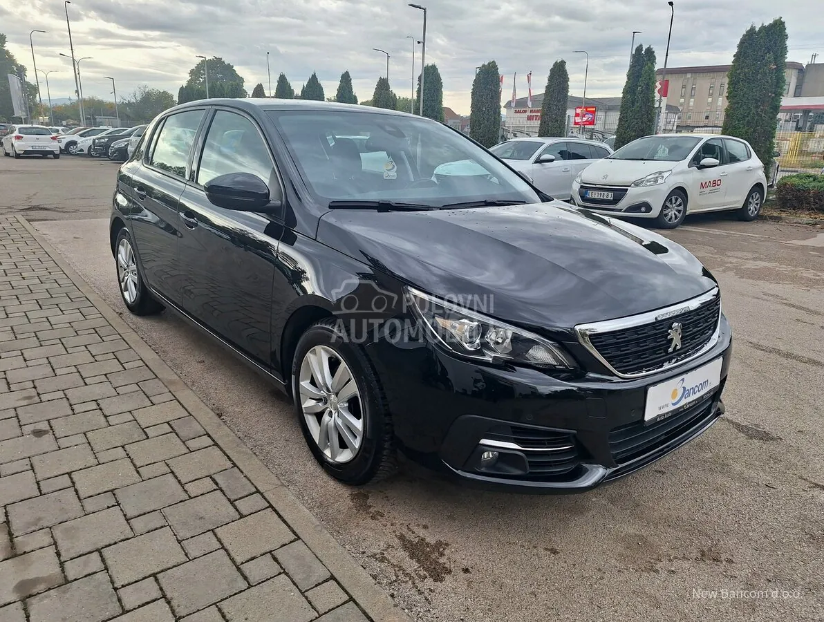 Peugeot 308 2021 photo 2