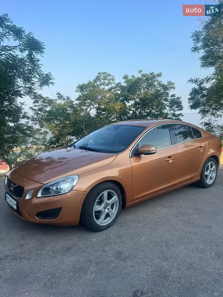 Volvo S60