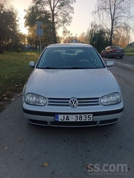 Volkswagen Golf 4