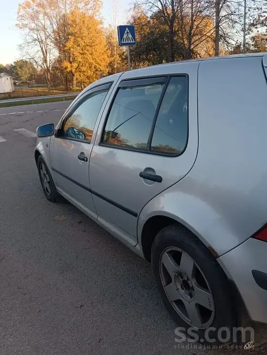 Volkswagen Golf 4 1998 photo 4