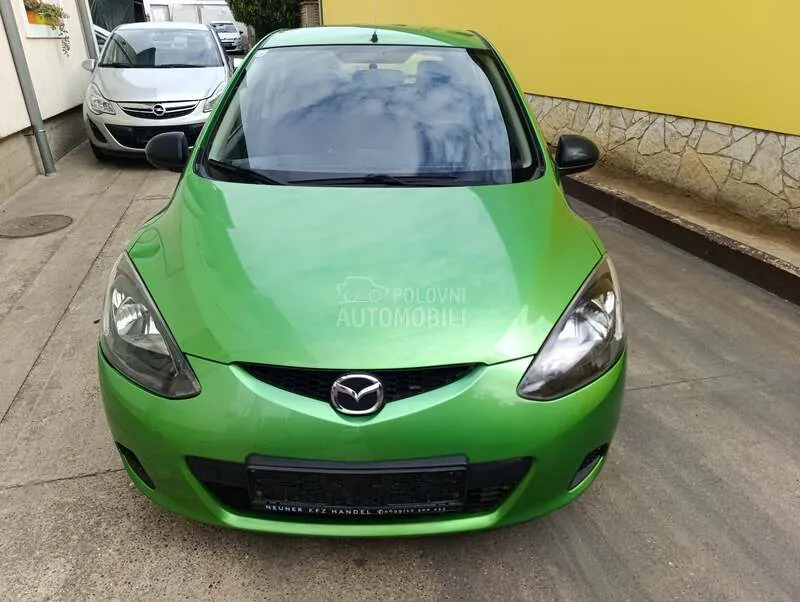 Mazda 2 2009 photo 5