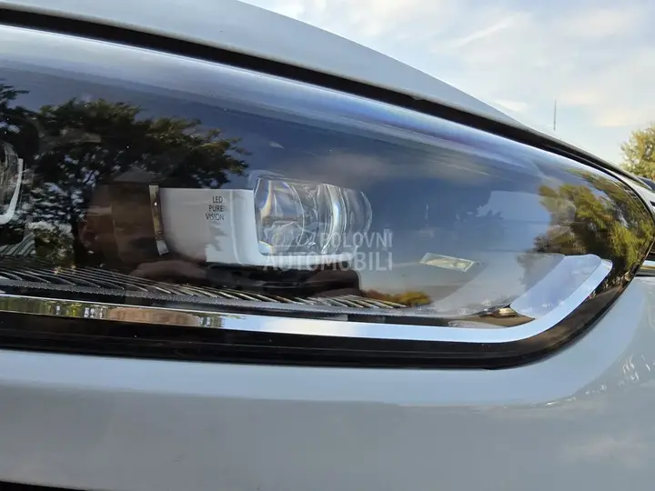 Renault Megane 2018 photo 5