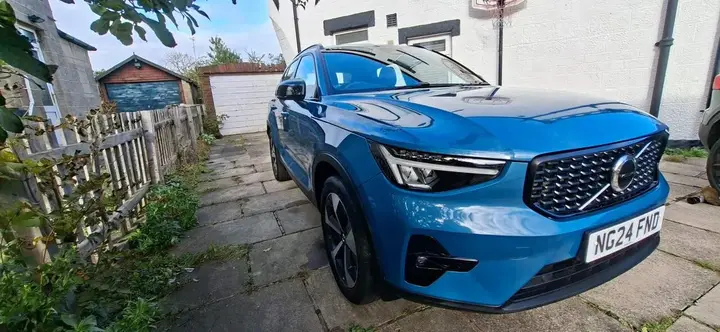 Volvo Xc40 2024 photo 3