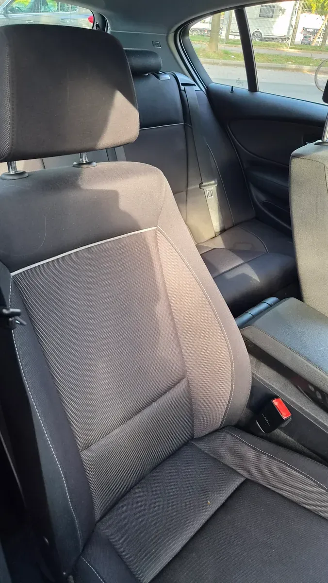 BMW 1 Series 2008 photo 2
