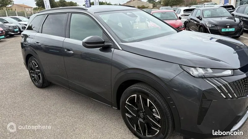 Peugeot 5008 2025 photo 4