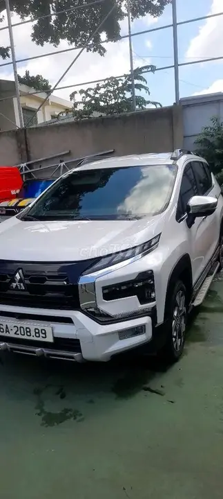 Mitsubishi Xpander Cross 2023 photo 3