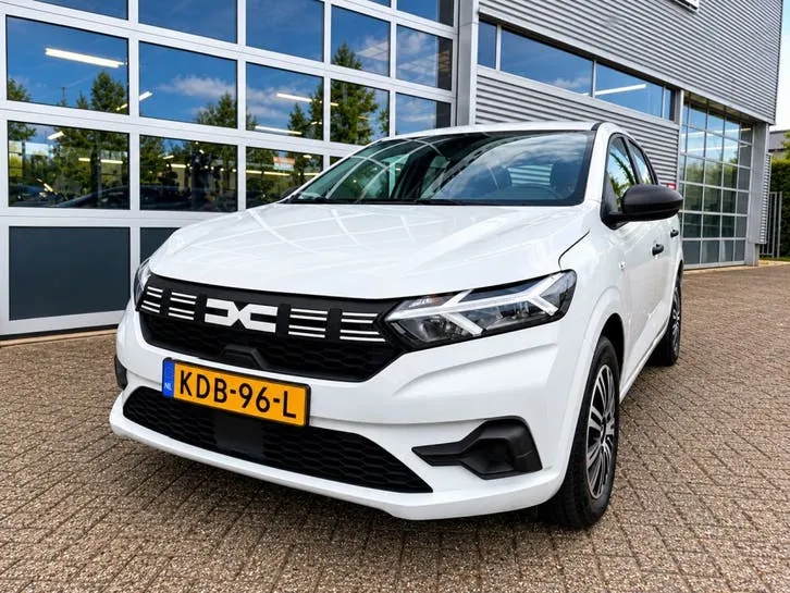 Dacia Sandero 2023 photo 3