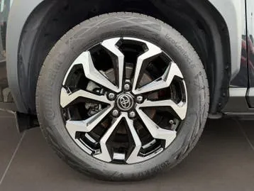 Toyota Yaris Cross 2025 photo 2