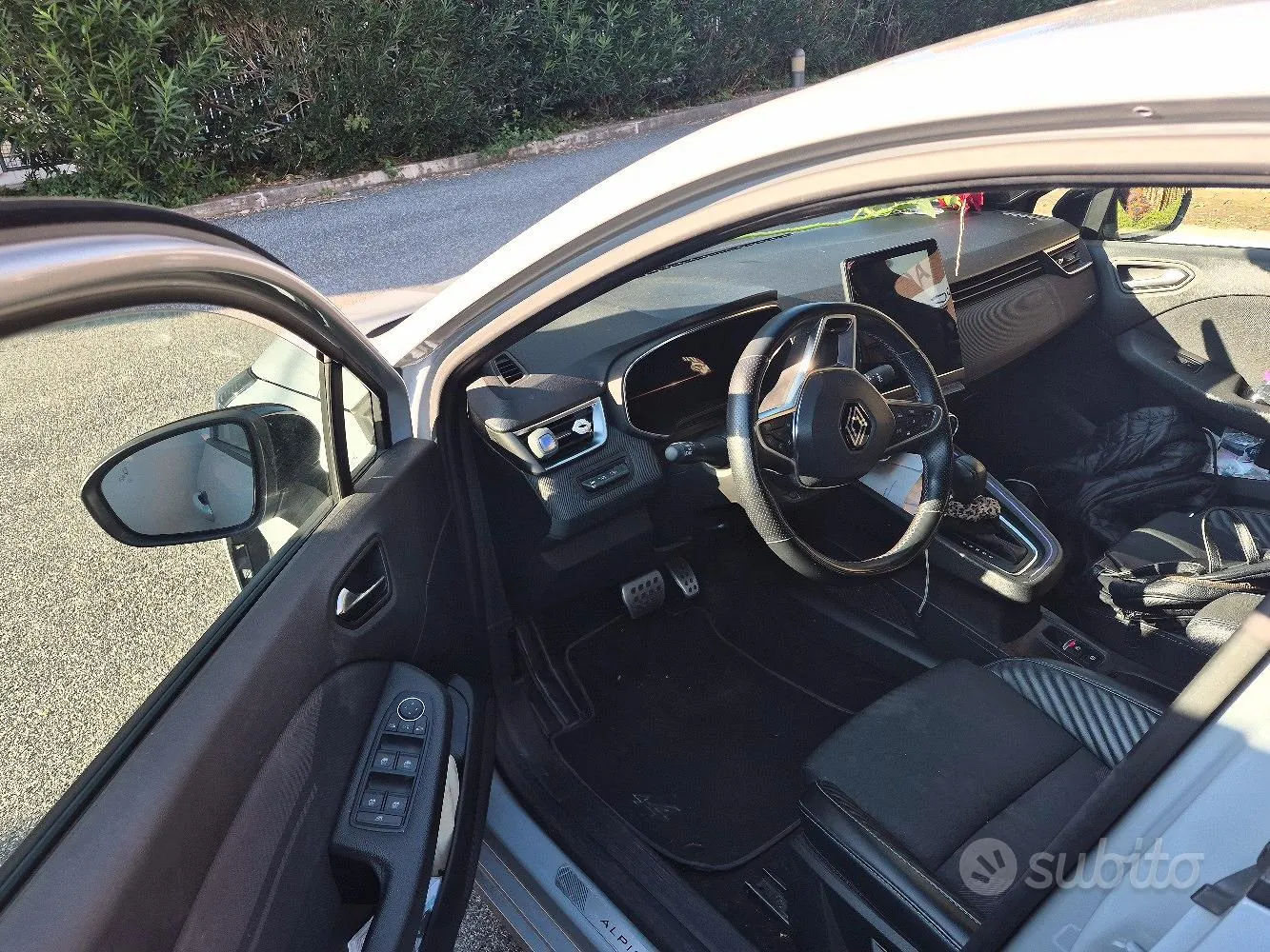 Renault Clio 2023 photo 4