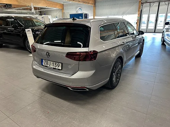 Volkswagen Passat 2021 photo 3