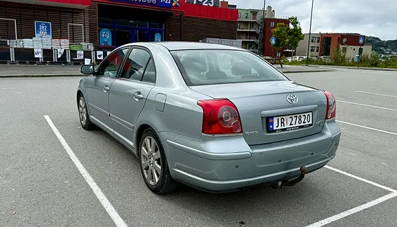 Toyota Avensis 2008 photo 5