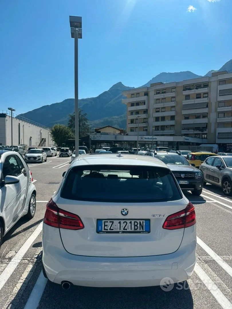 BMW 2 Series Active Tourer 2015 photo 2