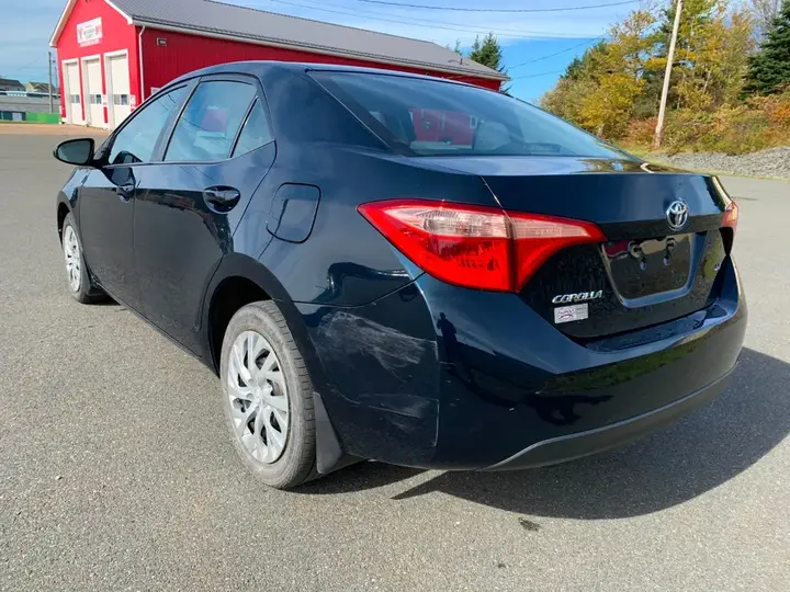 Toyota Corolla 2017 photo 5