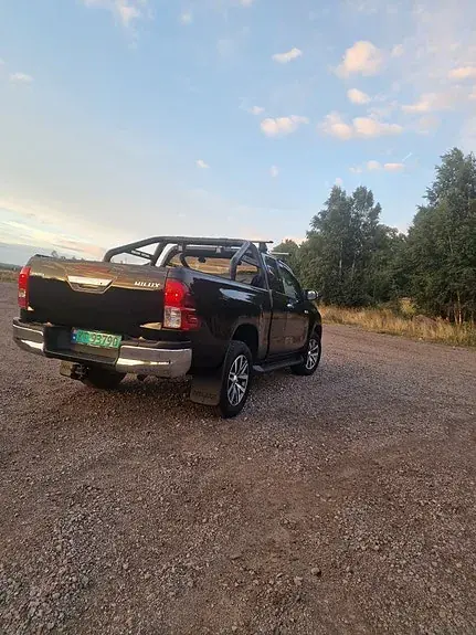 Toyota Hilux 2017 photo 3