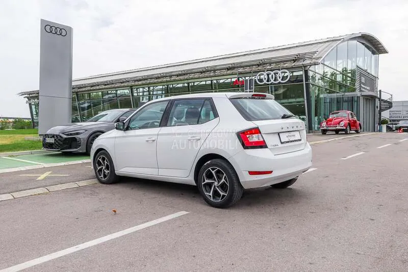 Skoda Fabia 2021 photo 4