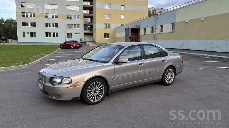 Volvo S80