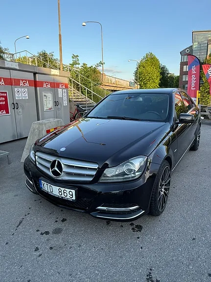Mercedes-Benz C220