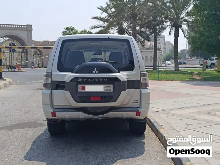 Mitsubishi Pajero Gls 2018 photo 3