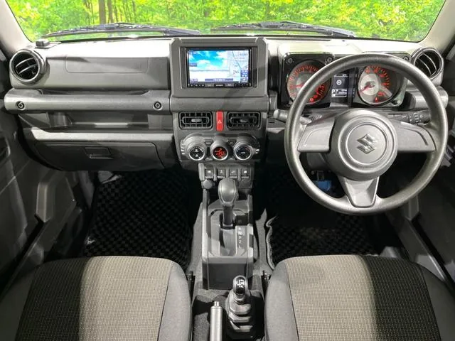 Suzuki Jimny 2018 photo 2